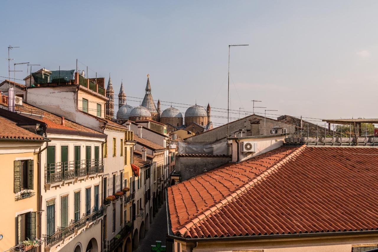 Basilica Sant'antonio @100 Meters