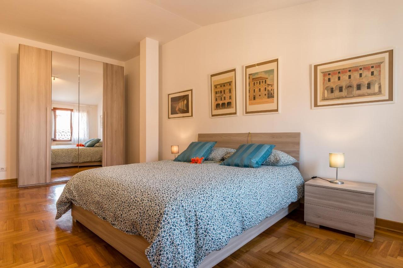 Basilica Sant'antonio @100 Meters Apartment